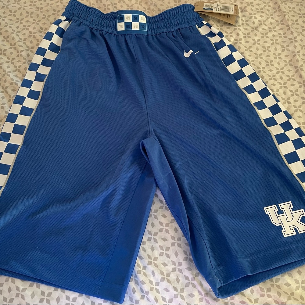 Nike Kentucky basketball shorts